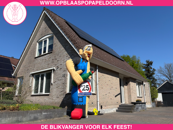 Halve Sarah pop huren 2 25 jaar feest halve sarah